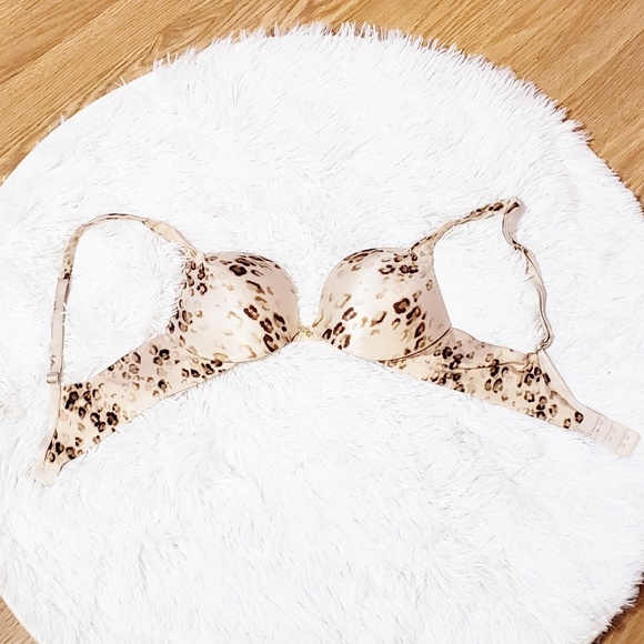 Victoria's Secret Other - Victoria's Secret plunge bra